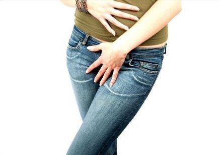 Ursaachen a Symptomer vun Krampfadern vum Becken